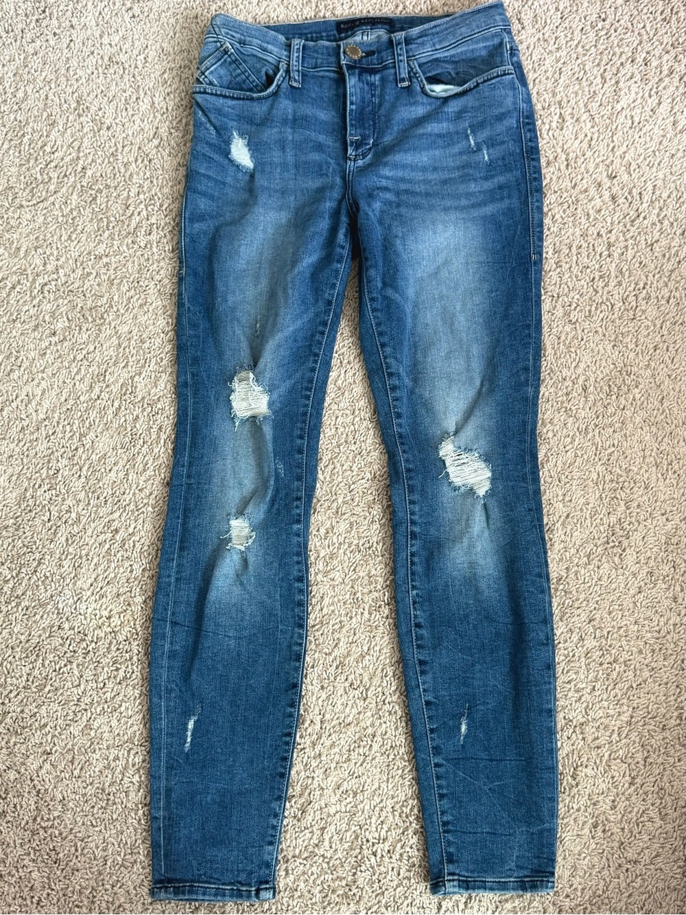 Women’s Rock & Republic Distressed Skinny Jeans 8M